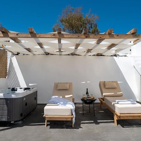 Angeleve Villa With Private Jacuzzi Fira (Santorini) Exterior foto