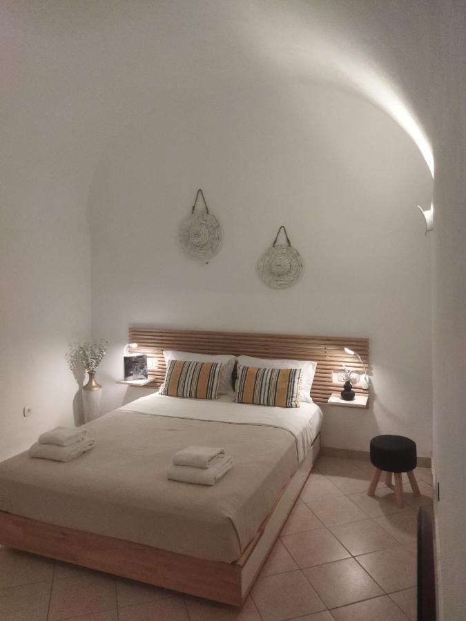 Angeleve Villa With Private Jacuzzi Fira (Santorini) Exterior foto