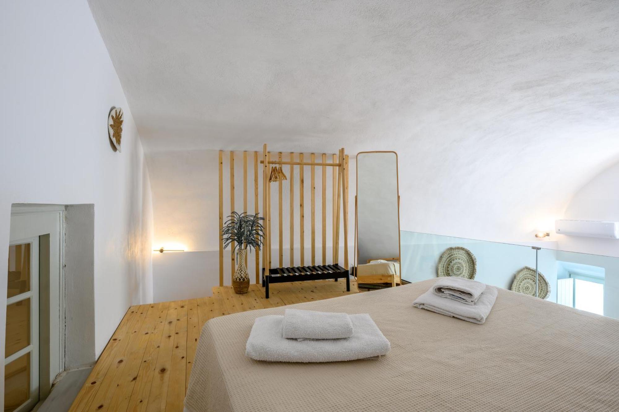 Angeleve Villa With Private Jacuzzi Fira (Santorini) Exterior foto