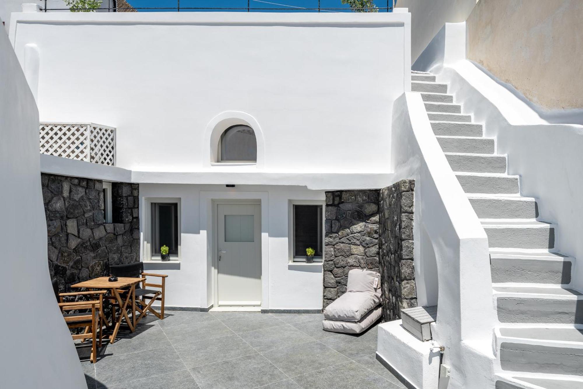 Angeleve Villa With Private Jacuzzi Fira (Santorini) Exterior foto